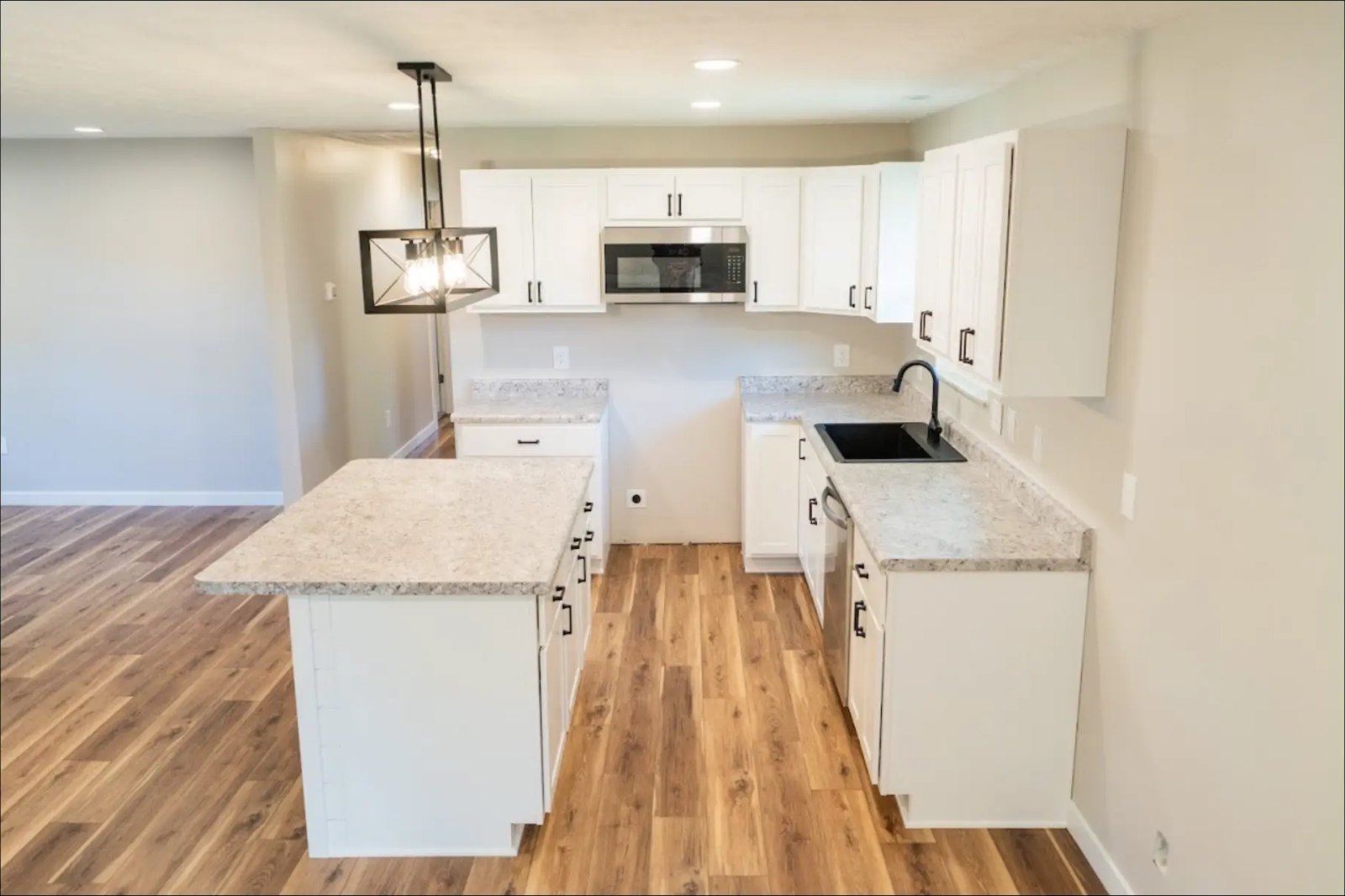 Open Kitchen with Peninsula Island