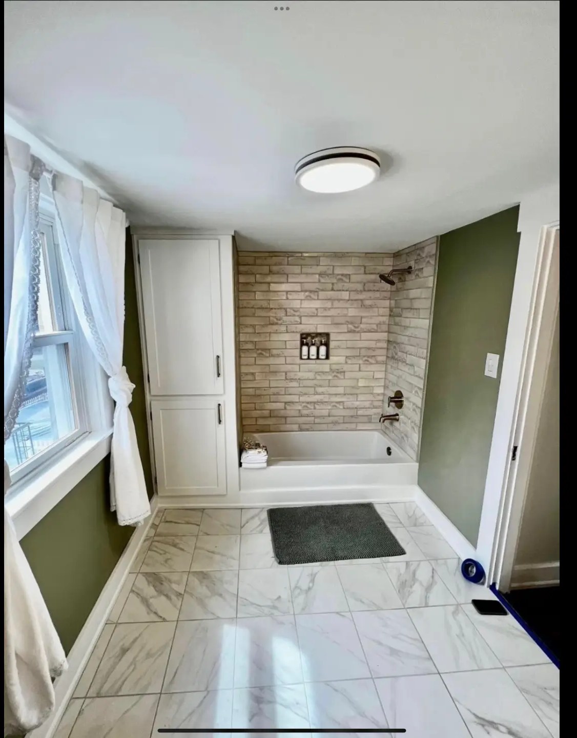 Tile Tub Surround & Built-In Linen Cabinet